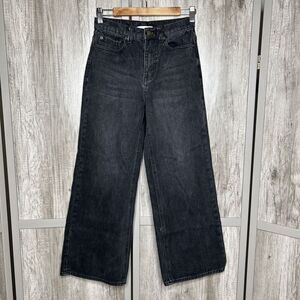BDG Jeans High and Wide Black Color Wide Leg High Rise Size 25